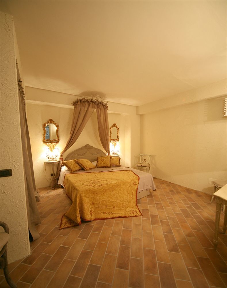 Il Poggio Country Resort Graniti Exterior photo