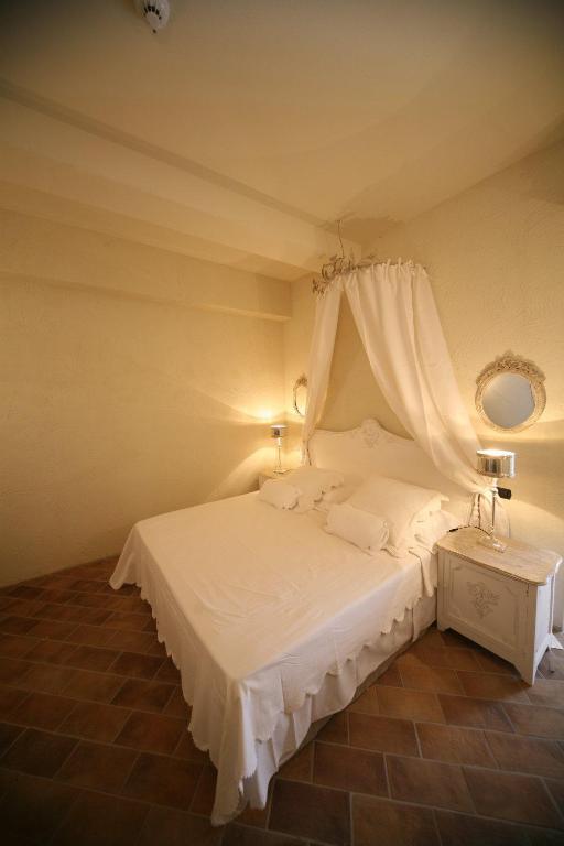 Il Poggio Country Resort Graniti Exterior photo